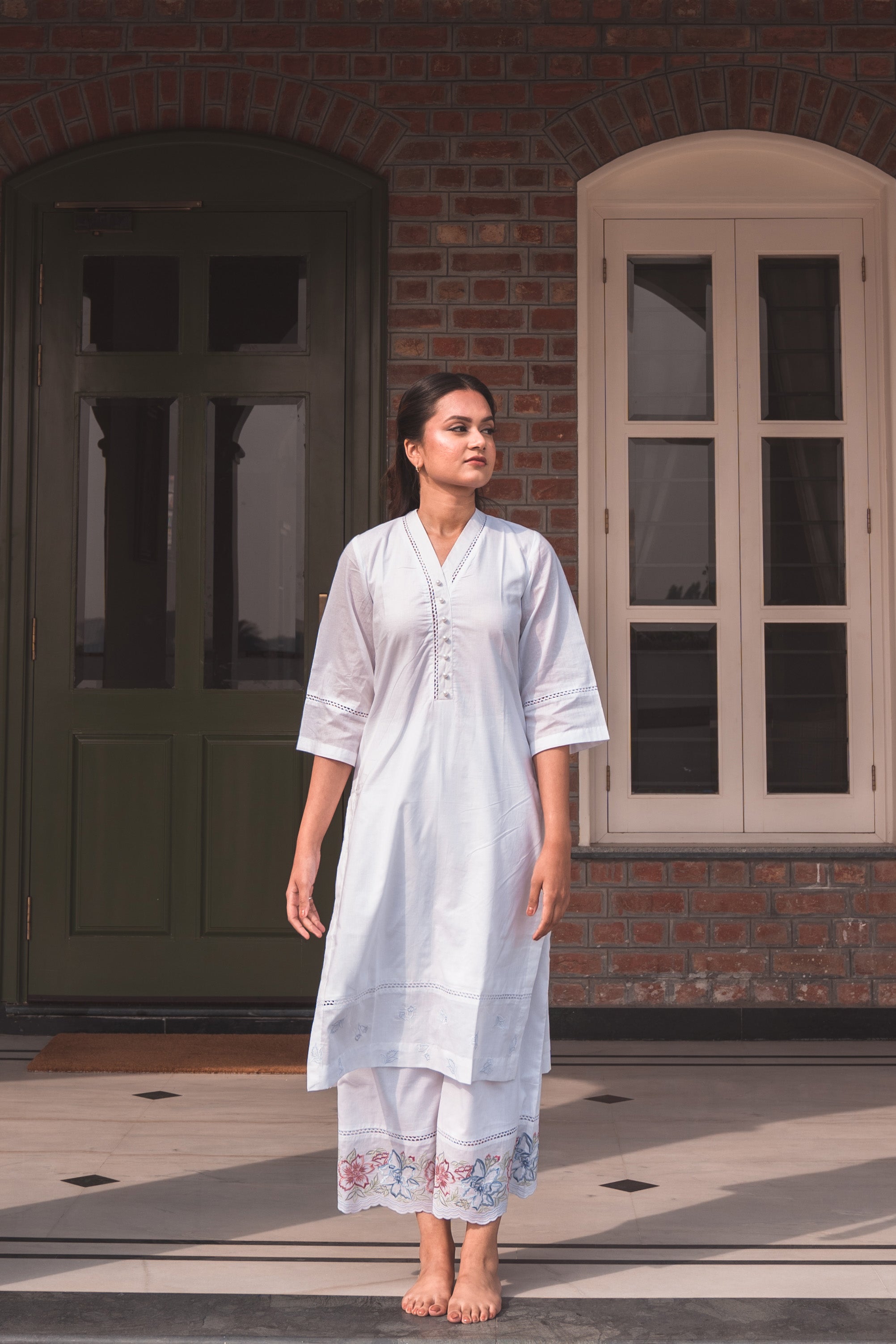Indian plus size off white Chikankari kurti pant salwar suit set pakis –  azrakhkurtis
